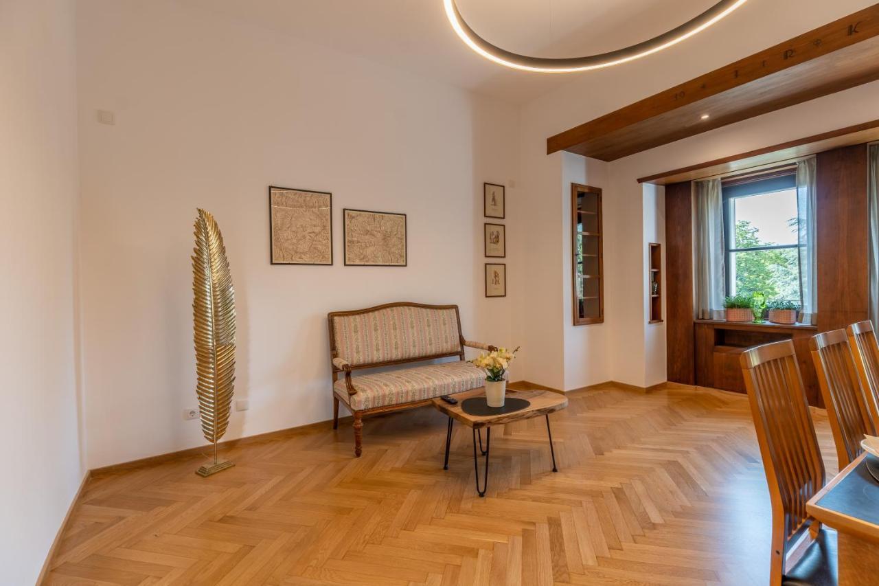 Villa Stubai - Penthouse In The Heart Of Meran Exterior foto